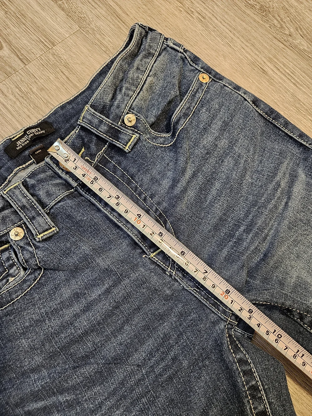 True Religion Women's Indigo Jennie Curvy Skinny Jeans - Signature Pockets - Picture 8 of 13